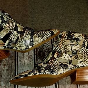 Nine West Snakeskin Shoes